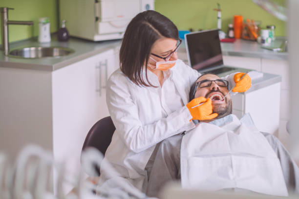 Best Emergency Gum Treatment in Meadowlakes, TX
